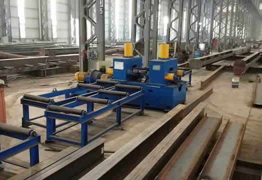 H型鋼矯正機.jpg